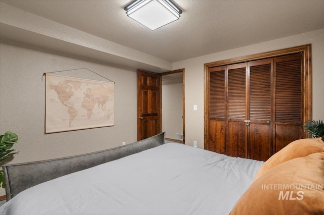 502 Lake Cascade Pkwy Unit 6, Cascade, ID 83611 - bedroom featuring a closet