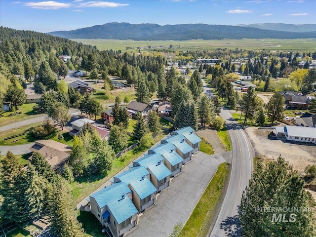 502 Lake Cascade Pkwy Unit 6, Cascade, ID 83611 - aerial view of residential area featuring a mountain backdrop