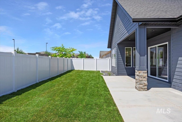 507 Falling Leaf Ln, Twin Falls, ID 83301 - fenced backyard featuring a patio area