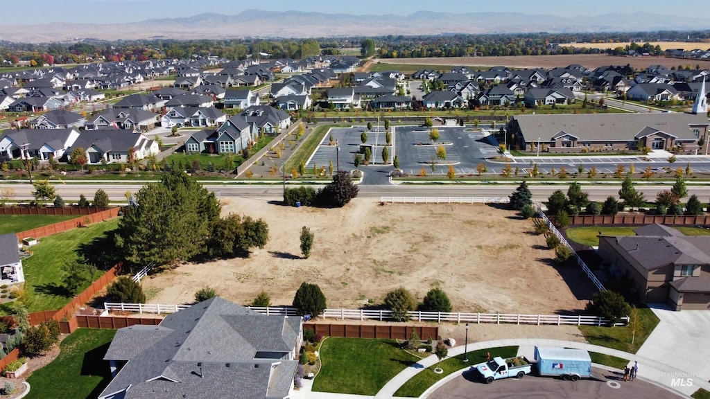 2225 N Lanewood, Eagle, ID 83616
