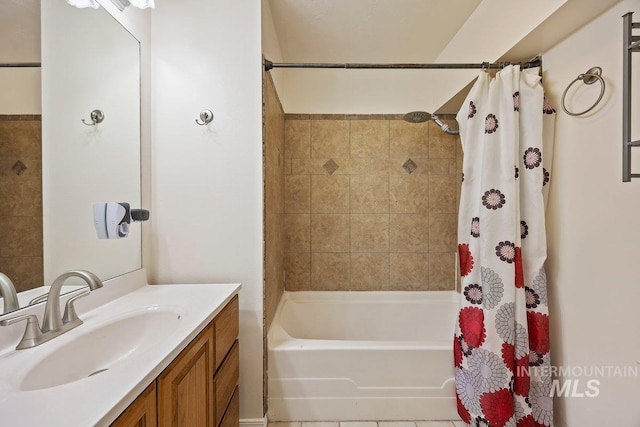 646 W Falls Ave, Twin Falls, ID 83301 - bathroom featuring shower / bathtub combination with curtain and vanity