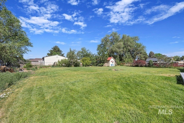 646 W Falls Ave, Twin Falls, ID 83301 - view of yard with a shed