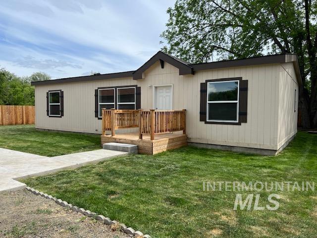 view of manufactured / mobile home
