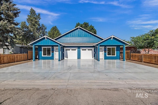 view of front facade with a garage