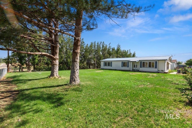 exterior space featuring fence