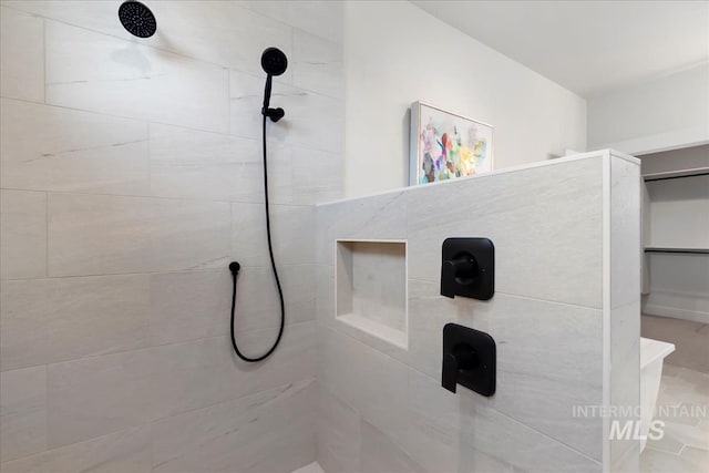 819 Cedar Point Way, Nampa, ID 83686 - bathroom with tiled shower