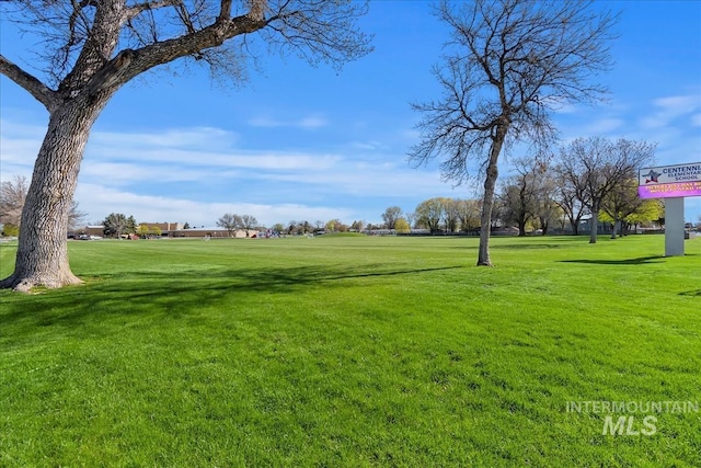 819 Cedar Point Way, Nampa, ID 83686 - view of grassy yard