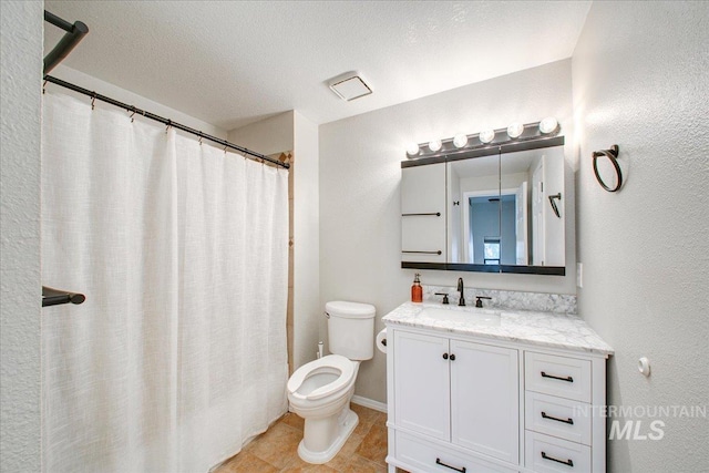 3017 S Windstream Ln, Boise, ID 83706 - bathroom featuring toilet, vanity, a shower with curtain, and tile patterned flooring