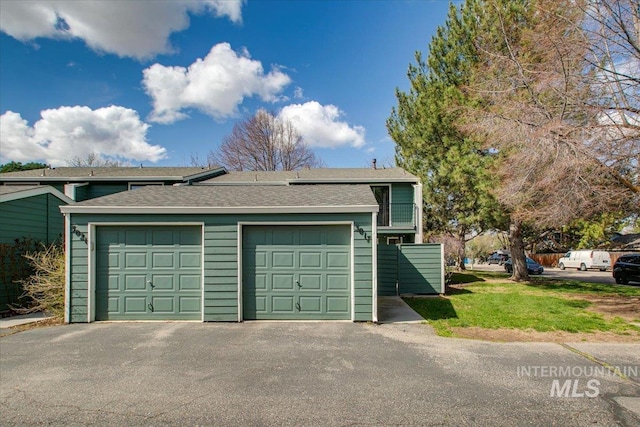 3017 S Windstream Ln, Boise, ID 83706 - view of front of home with roof with shingles and a garage