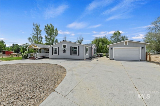 22969 Bumble Bee, Middleton, ID 83644 - ranch-style home featuring fence and driveway