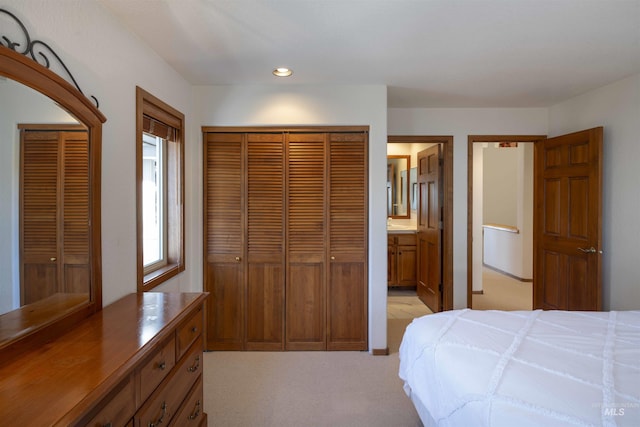 732 Morning Star Rd, Sun Valley, ID 83353 - bedroom with ensuite bath, recessed lighting, and light carpet