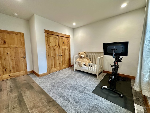 1321 Lande Ln, Moscow, ID 83843 - exercise room featuring carpet flooring, recessed lighting, and baseboards