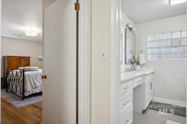 1207 N 19th St, Boise, ID 83702 - bathroom with vanity and ensuite bath