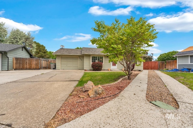 10834 W Linstock Ct, Boise, ID 83713 - view of front facade featuring concrete driveway and a garage