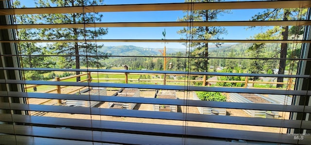 110 Memory Ln, Kamiah, ID 83536 - balcony featuring a mountain view