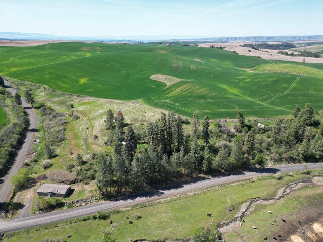 aerial view of property and surrounding area