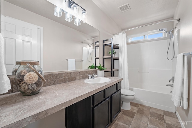 5217 Weston Ave, Caldwell, ID 83607 - full bath featuring shower / bath combo and vanity