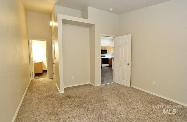 1300 Diamond Ct, Nampa, ID 83686 - unfurnished bedroom featuring carpet flooring, baseboards, and ensuite bathroom