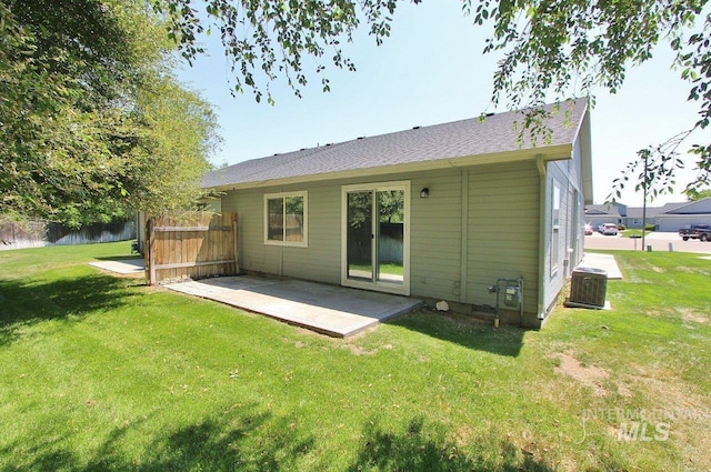 1300 Diamond Ct, Nampa, ID 83686 - rear view of house with a patio area and central AC unit