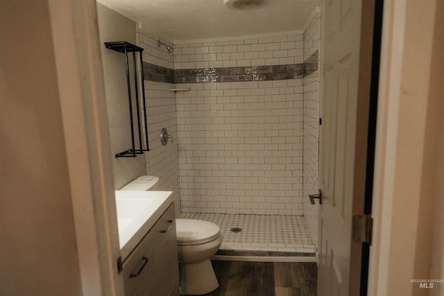 85 E Central Blvd, Cambridge, ID 83610 - bathroom featuring a stall shower, toilet, vanity, and wood finished floors
