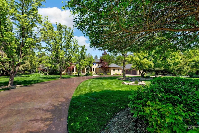 2634 W Sugarberry Dr, Eagle, ID 83616 - view of front of property featuring a front lawn