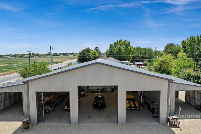 511 Keogh Ln, Caldwell, ID 83607 - garage featuring a detached garage