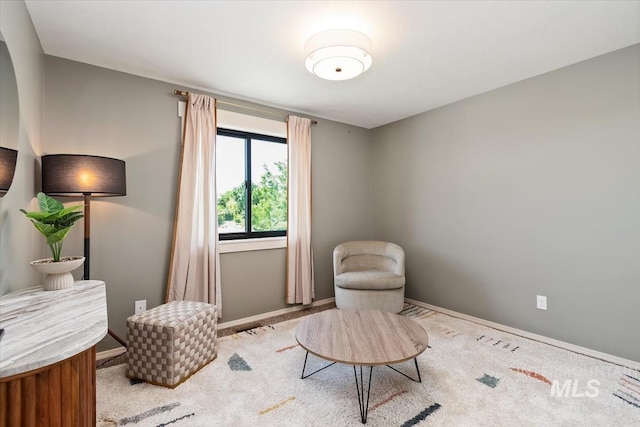 511 Keogh Ln, Caldwell, ID 83607 - living area featuring baseboards and carpet flooring