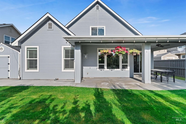 5404 S Palatino Ave, Meridian, ID 83642 - rear view of property with a patio area and ceiling fan