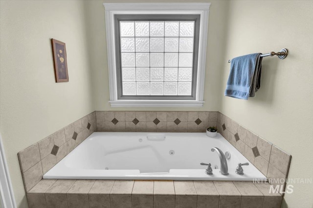 2627 E Moog St, Meridian, ID 83646 - bathroom with a whirlpool tub and plenty of natural light