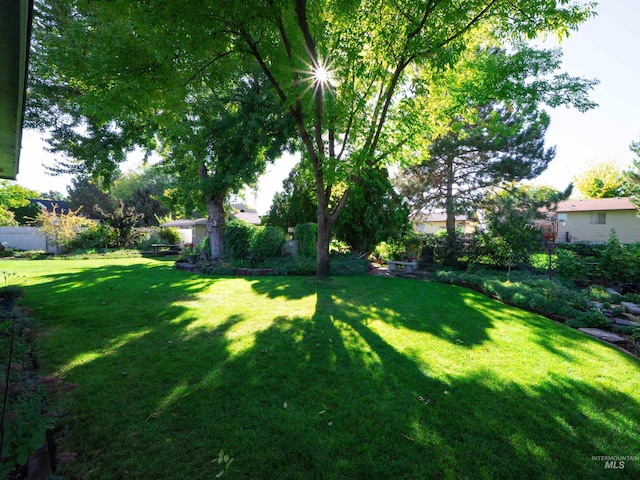 506 Fair Ln, Nampa, ID 83686 - view of yard with fence