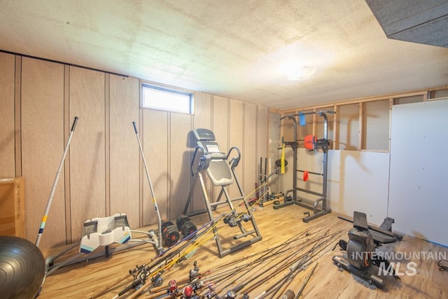 3132 8th St Unit C, Lewiston, ID 83501 - exercise area featuring wood finished floors and a textured ceiling