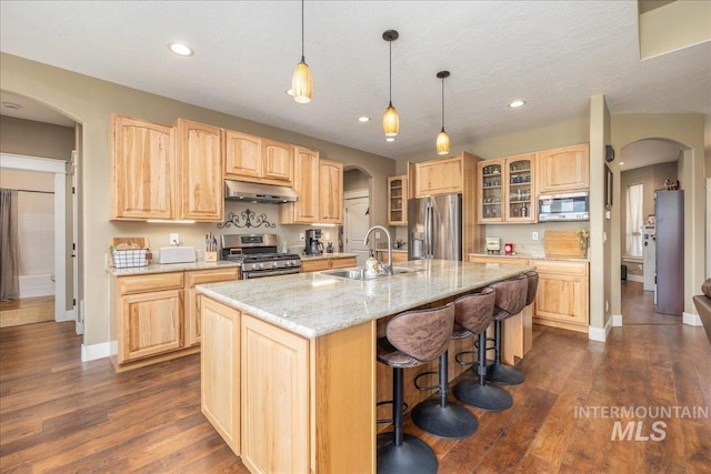 120 S Riverside Dr, Horseshoe Bend, ID 83629