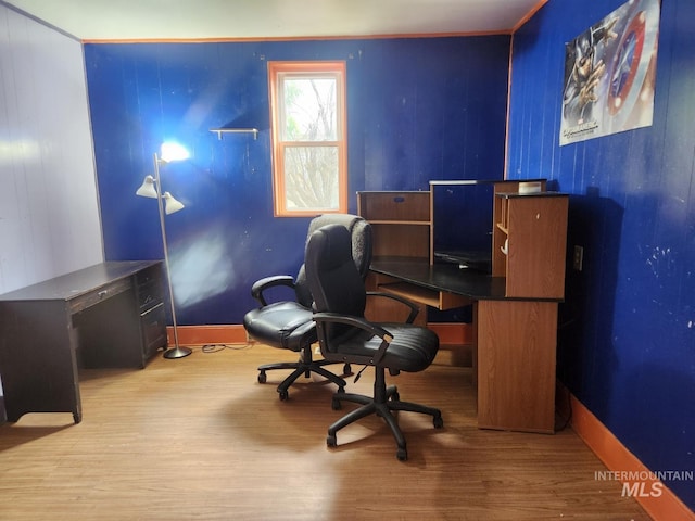82 NW 3rd St, Ontario, OR 97914 - office space featuring wood finished floors
