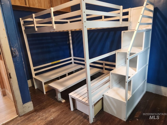 82 NW 3rd St, Ontario, OR 97914 - unfurnished bedroom featuring a relaxing sauna, hardwood / wood-style floors, and pet washing station