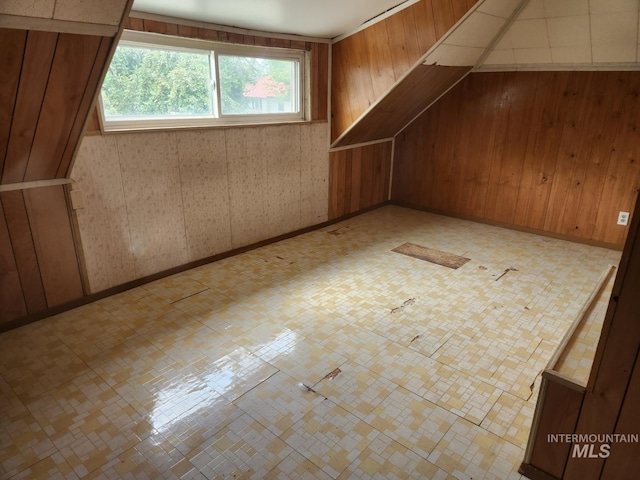 82 NW 3rd St, Ontario, OR 97914 - bonus room featuring wooden walls