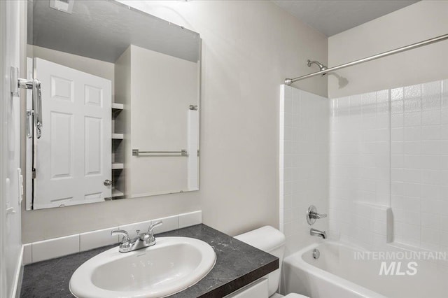 11177 Champlain Pl Unit 9, Caldwell, ID 83605 - full bath featuring shower / tub combination and vanity