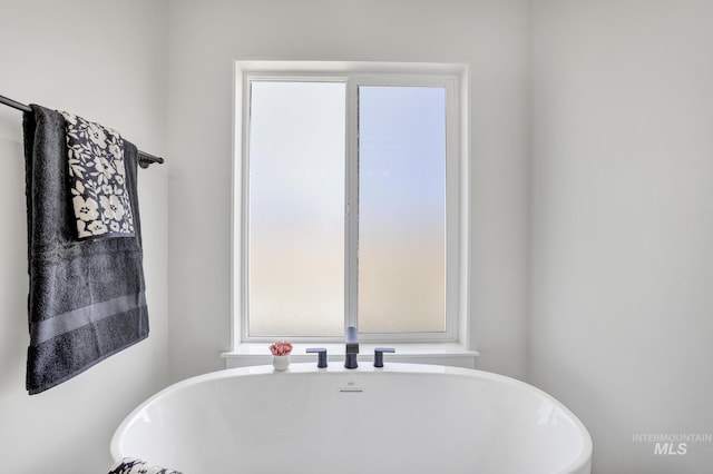 3675 E 3711 N, Kimberly, ID 83341 - full bathroom featuring a freestanding bath