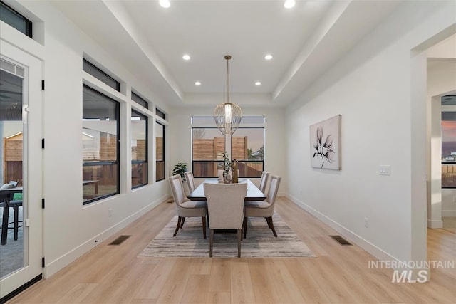 9891 W Napier Ct, Star, ID 83669 - dining room with recessed lighting, light wood-style flooring, baseboards, and visible vents