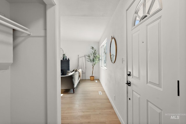 5338 W Spaulding St, Boise, ID 83705 - entrance foyer featuring light wood finished floors and baseboards