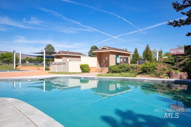 5692 S Flax Pl, Boise, ID 83716 - view of community pool