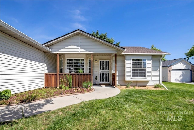 5692 S Flax Pl, Boise, ID 83716 - ranch-style house with a front lawn