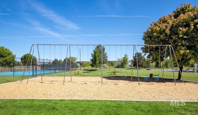 5692 S Flax Pl, Boise, ID 83716 - view of property's community with a tennis court