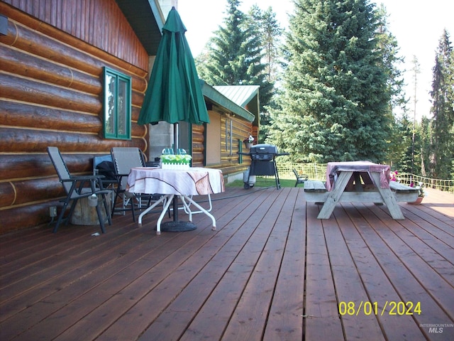 1050 Maxwell Ln, Elk City, ID 83525 - living area featuring wood ceiling and ceiling fan