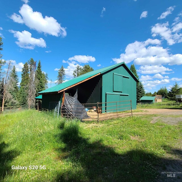 1050 Maxwell Ln, Elk City, ID 83525 - view of dirt / gravel road featuring a pole building