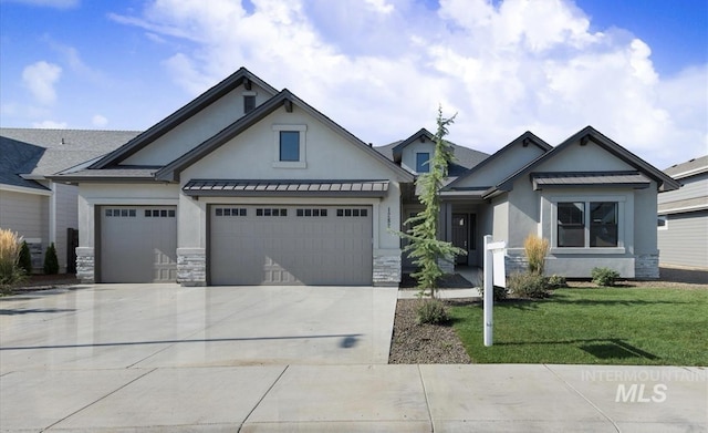 view of front of property featuring stucco siding, an attached garage, driveway, stone siding, and a front yard