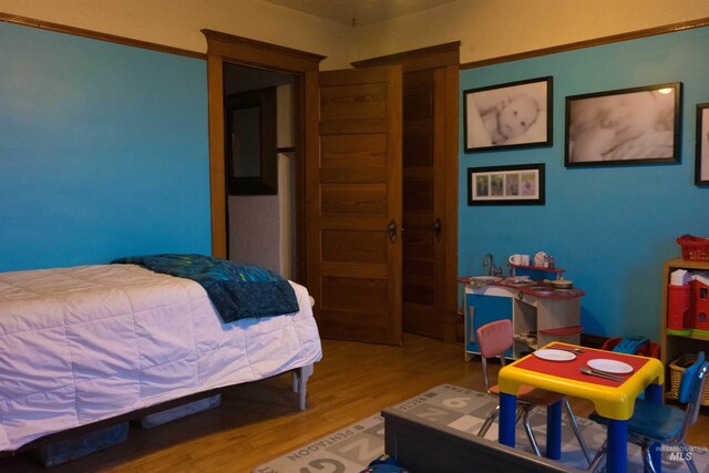 2771 S 850 E, Hagerman, ID 83332 - bedroom featuring wood finished floors