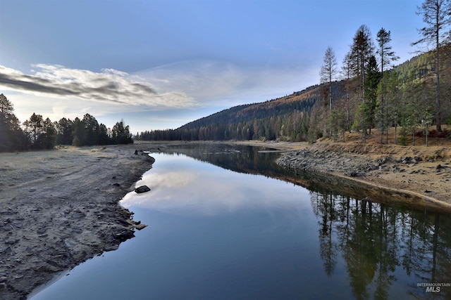 2437 Maverick Rd, Donnelly, ID 83615