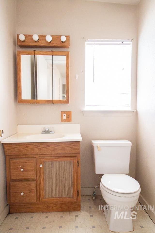 402 S Hayes, Emmett, ID 83617 - bathroom with vanity and toilet