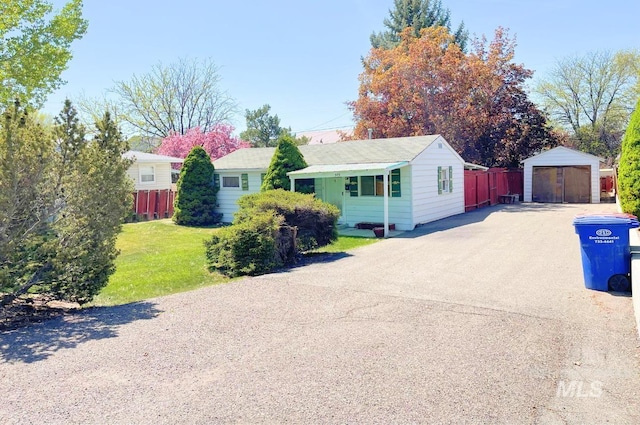 545 Madison St, Twin Falls, ID 83301 - ranch-style house featuring a garage and an outbuilding