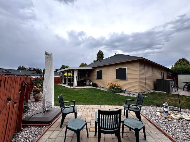 3485 N Chatterton Ave, Boise, ID 83713 - back of property with a patio area